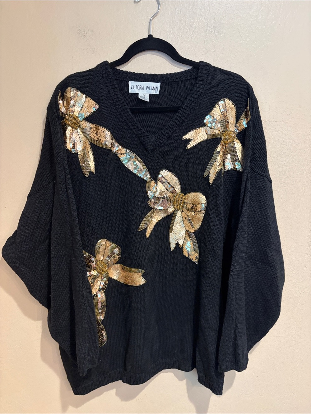 Holiday Black Sweater w/ Big Gold Sequin Bows, V-neck, Thick Knitted, size 1X